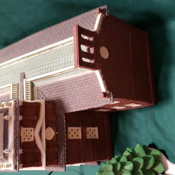 Department 56 Independence Hall - Picture 8 of 17